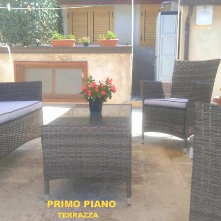 Arisa -Terrazza Privata 60 Mq Sulla Spiaggia Donnalucata  Buitenkant foto