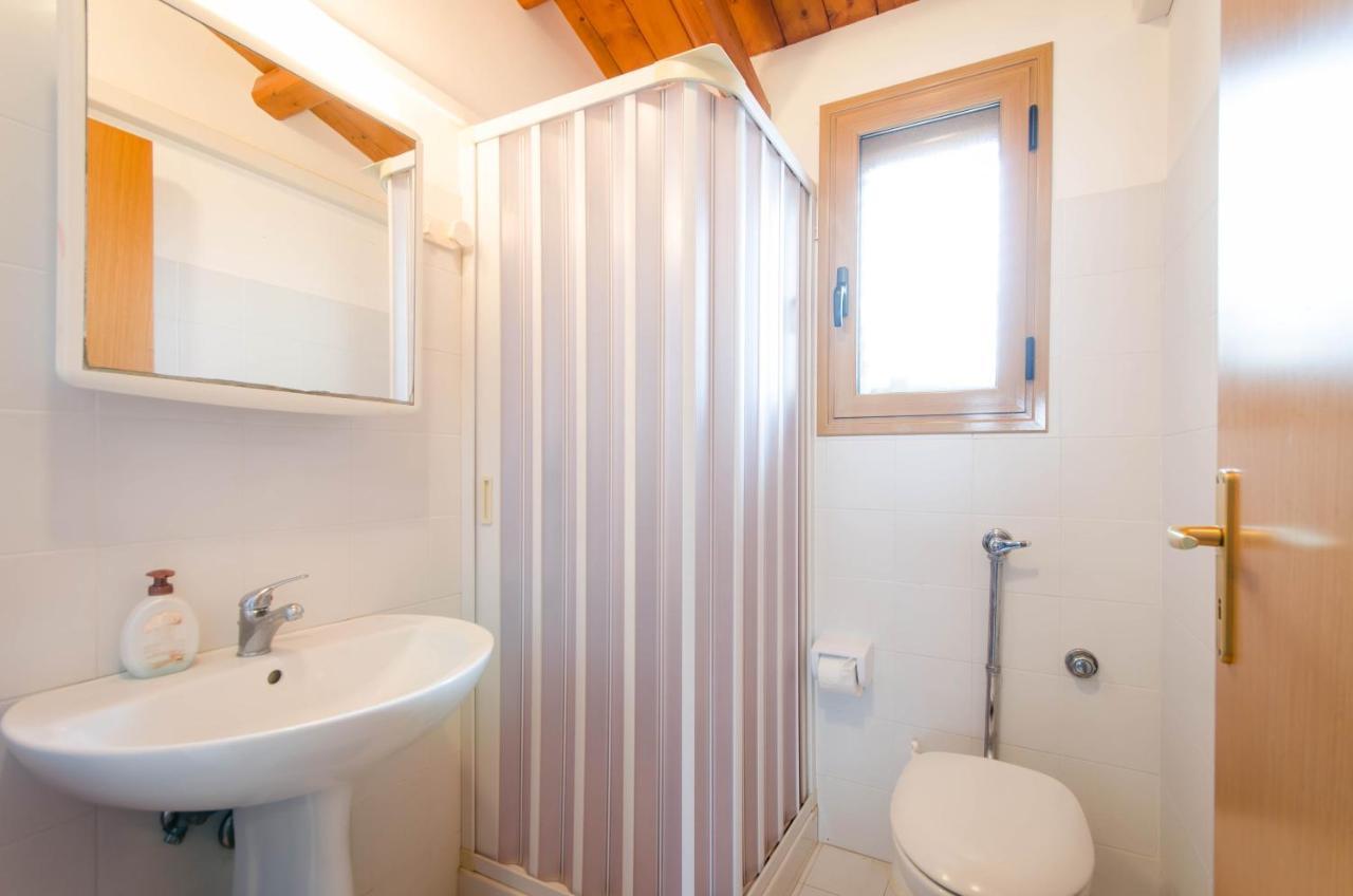 Arisa -Terrazza Privata 60 Mq Sulla Spiaggia Donnalucata  Buitenkant foto